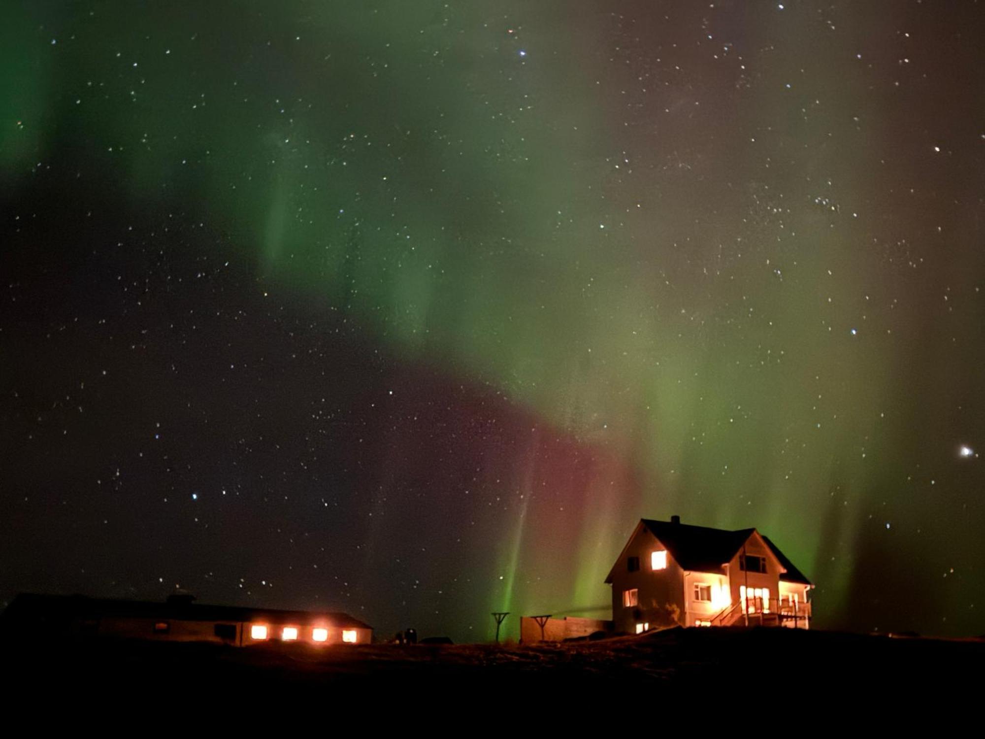 Mengi Countryside Bed & Breakfast Kjarnholt ภายนอก รูปภาพ